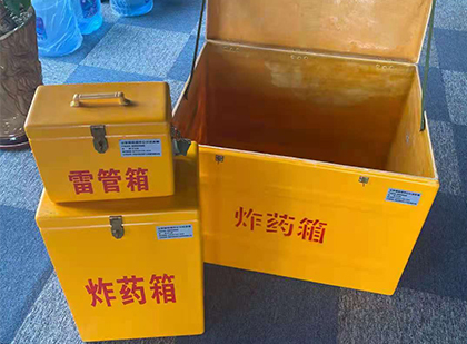 永仁玻璃雷管箱生产标准全解析：安全、性能与合规的基石